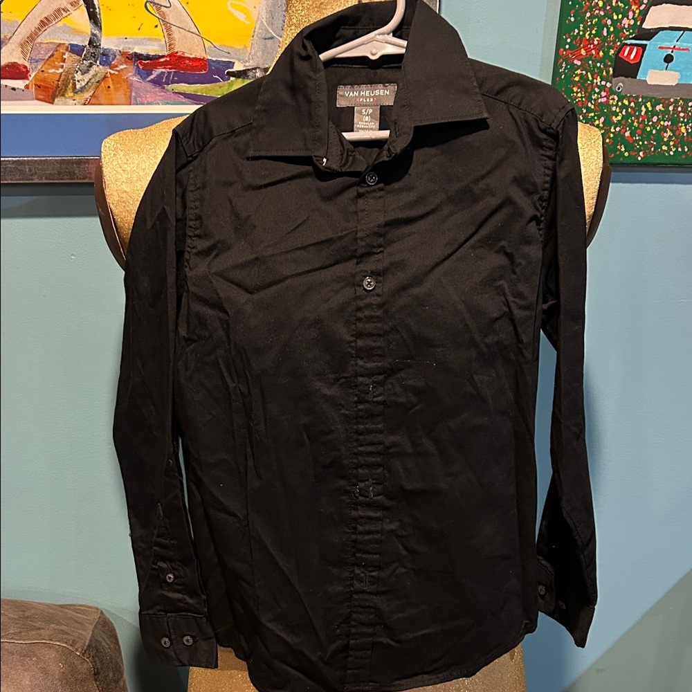 Van Heusen Elegant Black Dress Shirt